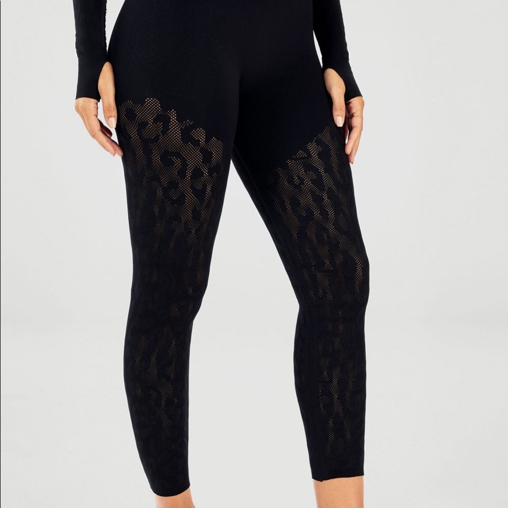 Fabletics Mesh Leopard leggings